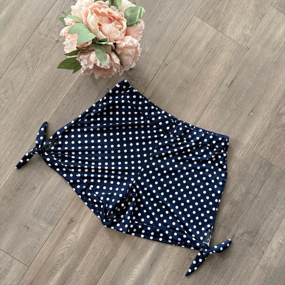 Rae Republic Boutique Navy Polka Dot High Rise Side Tie Shorts - Picture 1 of 5